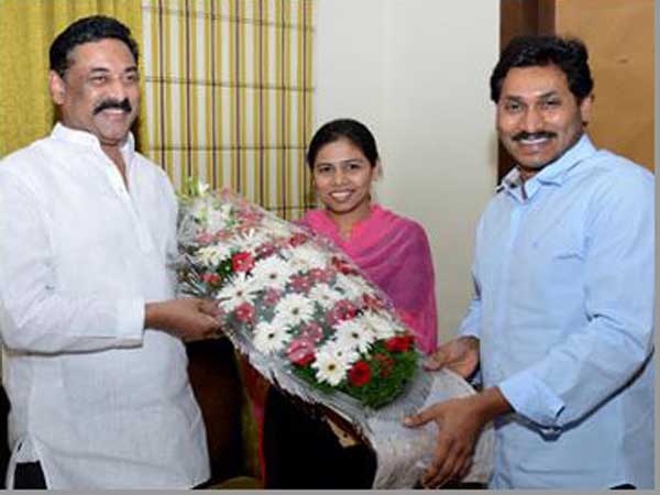 ప్రత్యేక స్థానం