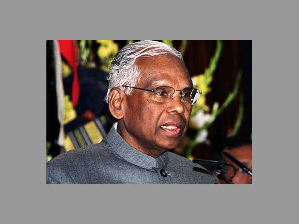 కేఆర్ నారాయణన్ నెలకొల్పిన సంప్రదాయం ఇదీ