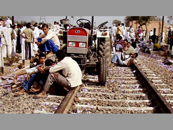 కేంద్రం జోక్యం చేసుకోవాలన్న జాట్ల ఆరక్షణ సంఘర్ష్ సమితి కేంద్రం జోక్యం చేసుకోవాలన్న జాట్ల ఆరక్షణ సంఘర్ష్ సమితి