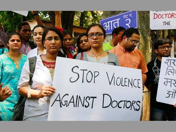 రెసిడెంట్ డాక్టర్లకు ఎఫ్‌టిఎంటిఎ మద్దతు