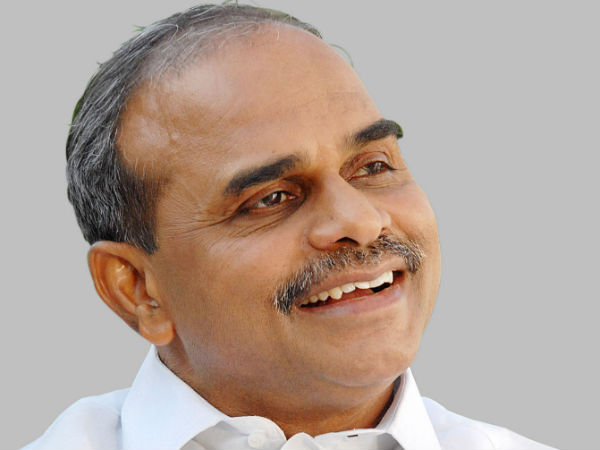 వైయస్ కుటుంబం హత్యలు చేయించింది
