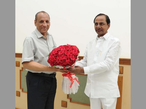 ఉగాది రోజే బతికి బయటపడ్డాను ఉగాది రోజే బతికి బయటపడ్డాను