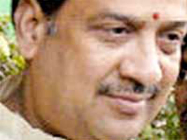 కళాకు ఛాన్స్.. విశాఖలో ఒకరి శాఖ మారొచ్చు