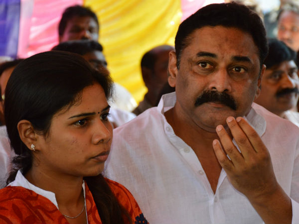 SV Mohan Reddy says he will take care of Bhuma's family SV Mohan Reddy says he will take care of Bhuma's family