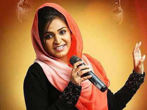Muslim Girl Trolled for Singing Hindu Devotional Song 2017