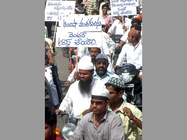 ఆందోళనలు తీవ్రతరం...