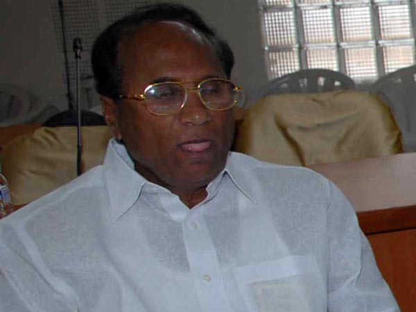 వైయస్ హయాంలోను.. అయినా స్పీకర్ పరిధిలోనిది