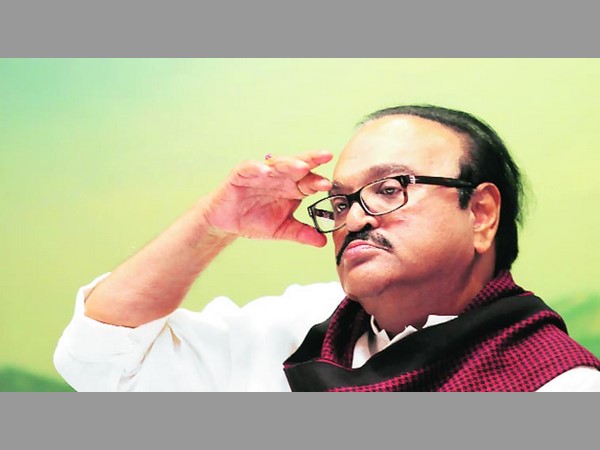 ఛగన్ భుజ్‪బల్ పై మనీ లాండరింగ్ కేసు