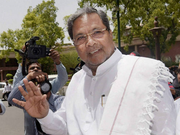 కాంగ్రెస్ దెబ్బతో బీజేపీ ఇంటికి కాంగ్రెస్ దెబ్బతో బీజేపీ ఇంటికి