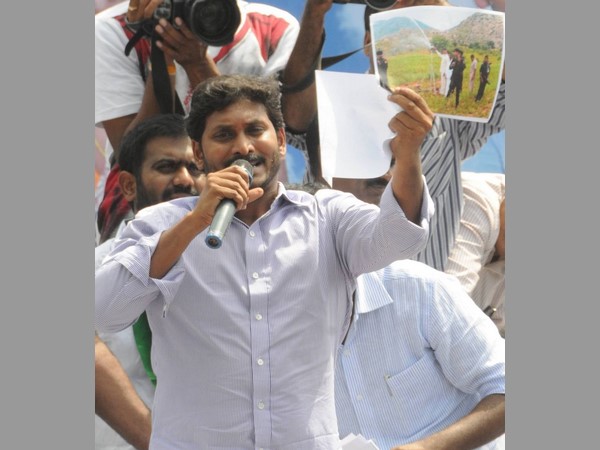 రాత్రి వరకూ కొనసాగిన సమావేశం..