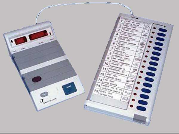 ఈవీఎంలతో ఇదీ భద్రత