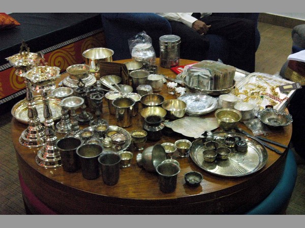 భారీగా అక్రమాస్తులు