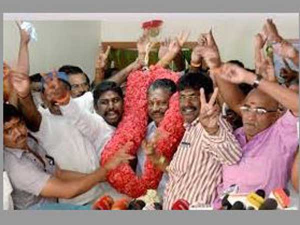 ఒక్క పదవికి అంగీకరిస్తే ఓకే 