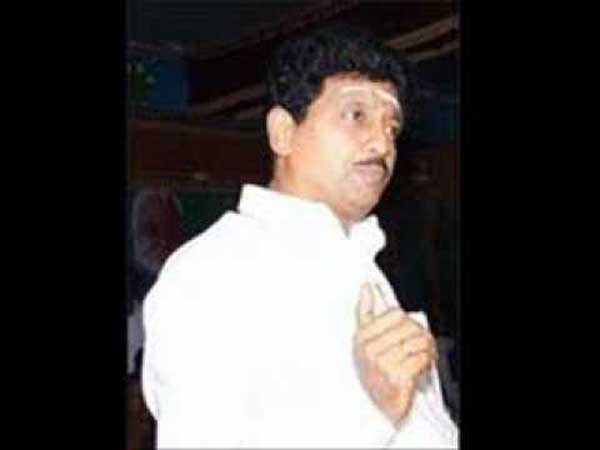 శశికళను జైల్లో