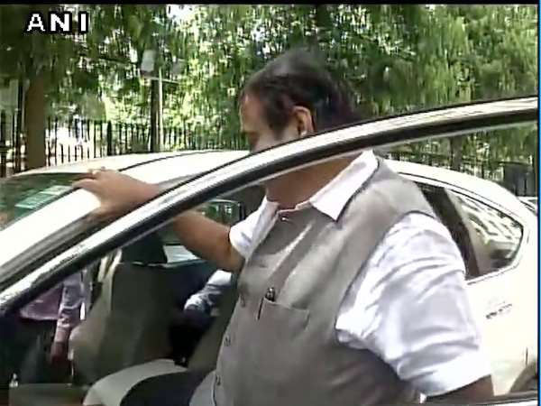 సైరన్లు కూడా రద్దు