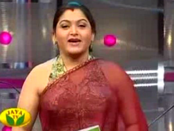 జయా టీవీ నుంచి అన్నాడీఎంకేలోకి నమితా జయా టీవీ నుంచి అన్నాడీఎంకేలోకి నమితా