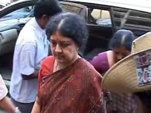 ఆస్తుల కోసం ఒత్తిడి