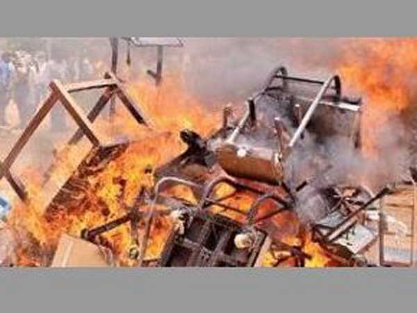 మద్దతు ధర కోరితే కేసు నమోదు మద్దతు ధర కోరితే కేసు నమోదు