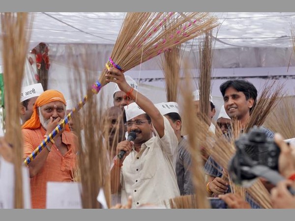 ఎంసీడీ ఎన్నికల్లోనే అదే స్థాయిలో పతనం