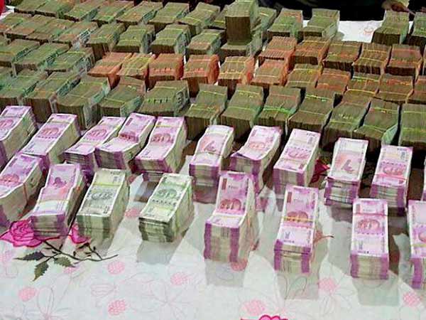 శేఖర్ రెడ్డి దెబ్బకు ప్రభుత్వం హడల్