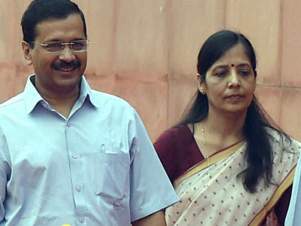 రూ.2 కోట్లకు లెక్కలు చూపాలని ఐటీ నోటీసులు