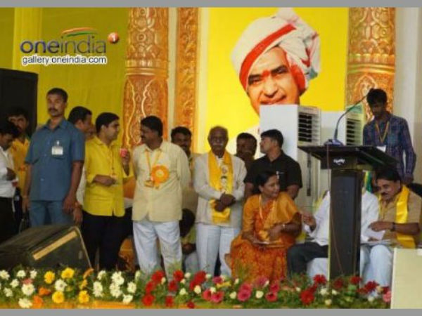 నాటకీయ పరిణామాలు..చివరకు ఎయూ గ్రౌండ్స్ ఖరారు