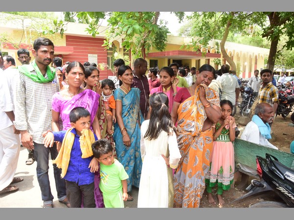  కుటుంబసభ్యుల ఆందోళన