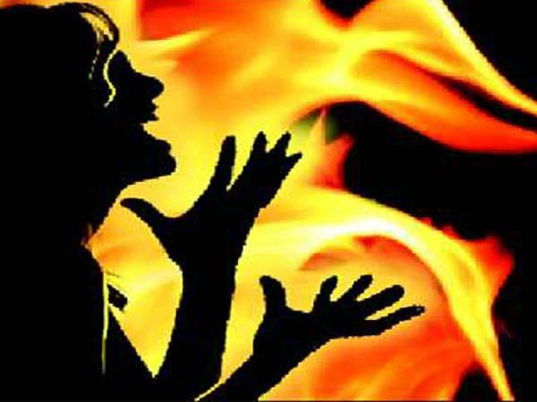 అటవీ ప్రాంతానికి లాక్కెళ్లి