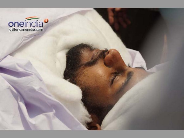 బ్రేకులు పడలేదా? బ్రేకులు పడలేదా?