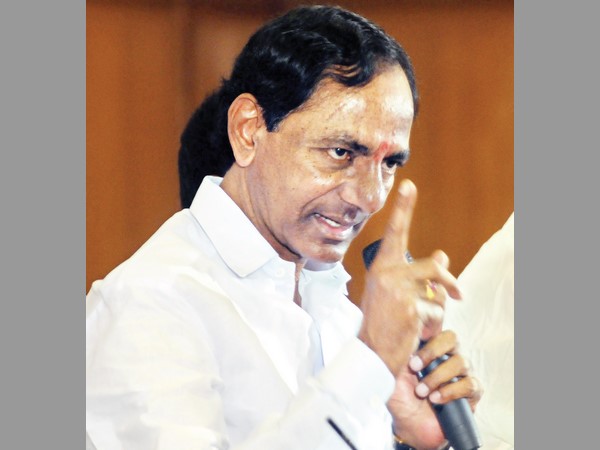 రాజకీయంగా కాంగ్రెస్, టీడీపీల బలహీనం ఇలా