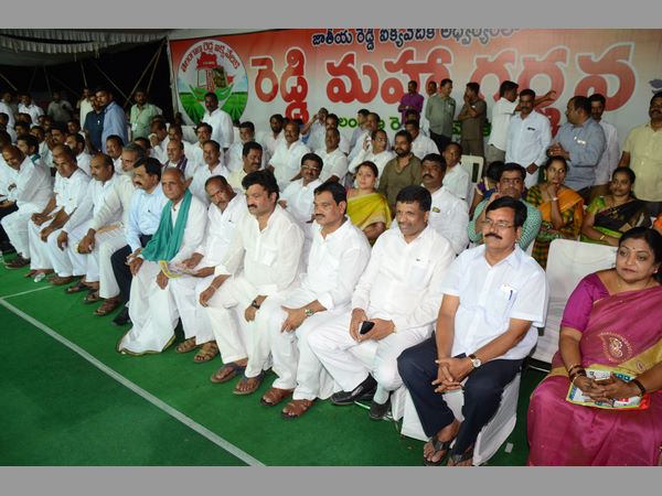 మందకృష్ణ మాదిగను ఆదర్శంగా తీసుకొని.. మందకృష్ణ మాదిగను ఆదర్శంగా తీసుకొని..