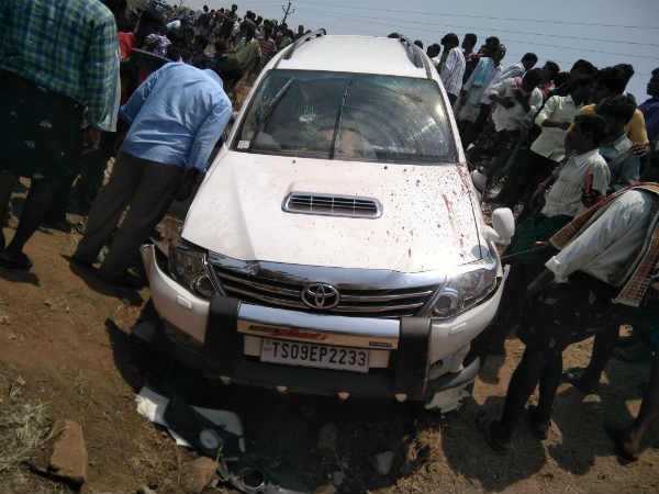 వెంట వీరు కూడా..