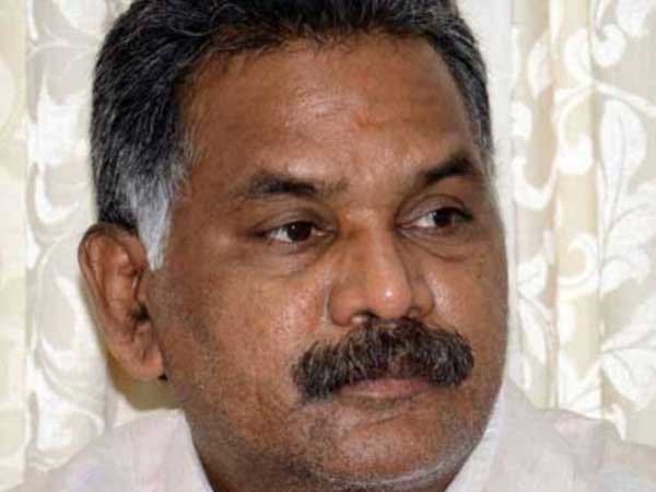 ‘ఒత్తిళ్లకు లొంగకుండా దోషులను శిక్షించాలి..'