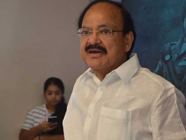 కాంగ్రెస్ హయాంలో కుంభకోణాలు