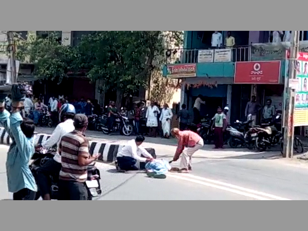 కక్షలకు దారితీసిన బంధం కక్షలకు దారితీసిన బంధం