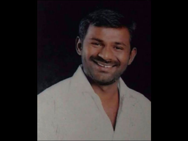 ప్రభాకర్ రాజకీయ నాయకుడే !