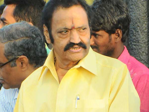 హరికృష్ణ ద్వారా.. జూనియర్ కోసం ప్రయత్నాలు చేస్తున్నారా?