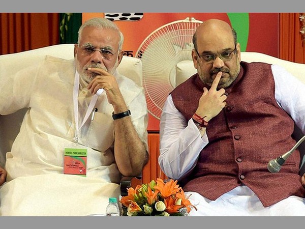 యువతను ఆశల పల్లకిలో ముంచెత్తిన బీజేపీ