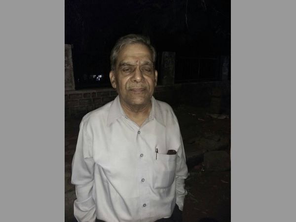 ముడుపుల రూపంలో..