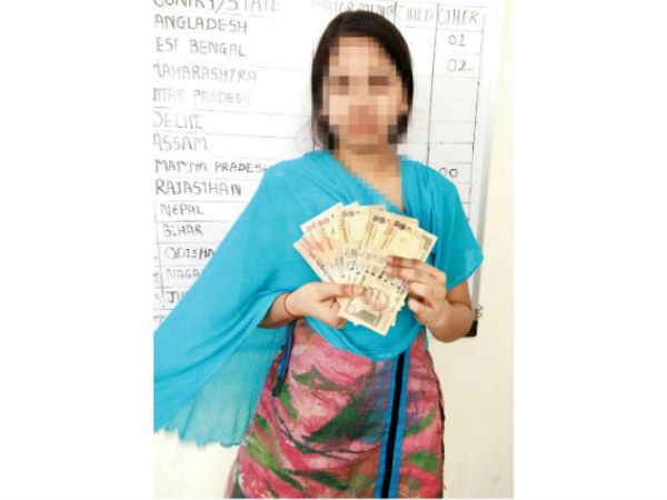 Sex worker seeks PM Narendra Modi's help to change Rs 10,000 old currency Sex worker seeks PM Narendra Modi's help to change Rs 10,000 old currency
