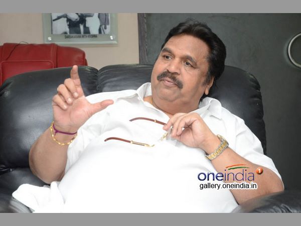 బాలీవుడ్ లోనూ అడుగుపెట్టి...