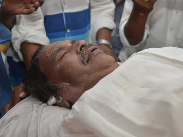 ఇటీవలే 75వ పుట్టిన రోజు ఇటీవలే 75వ పుట్టిన రోజు