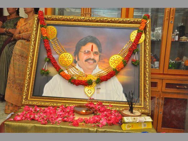 ఈనాడుకు చుక్కలు చూపించి, ఎన్టీఆర్‌తో వారిని మెప్పించి