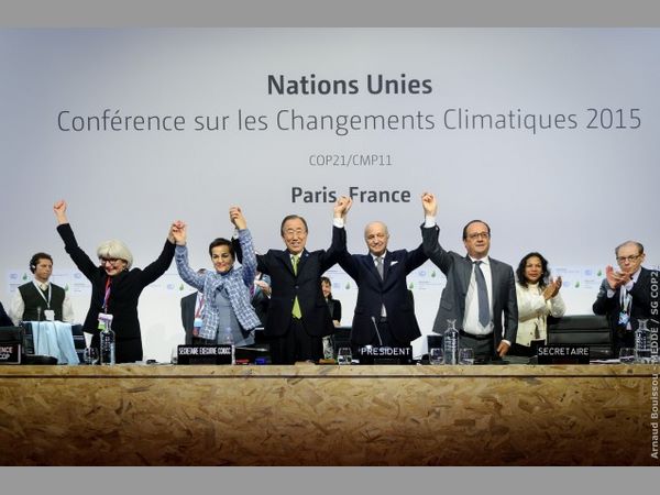 లక్షల కోట్ల డాలర్ల వ్రుథా ఖర్చని ట్రంప్ బాధ