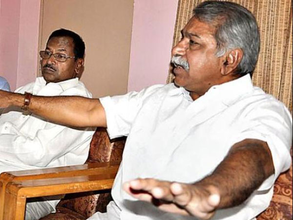 గంగుల ప్రతాప్ రెడ్డి వర్సెస్ రాజగోపాల్ రెడ్డి