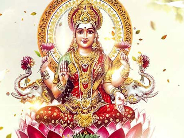 వెండి డబ్బు.. ఆపై పూజలు!