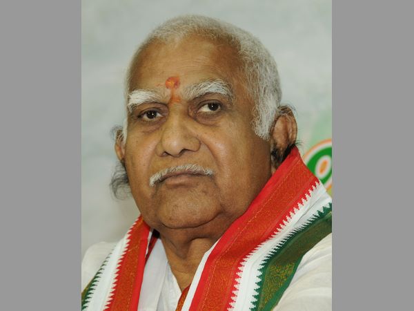 వెనుకడగు వేయలేదు..