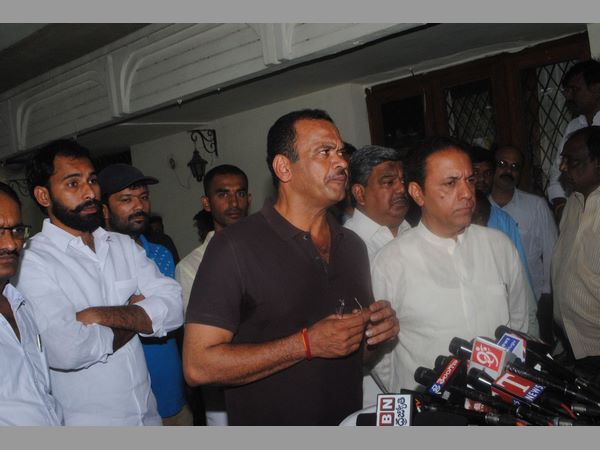 పాల్వాయి మరణంతో తొలి తరం ముగిసింది