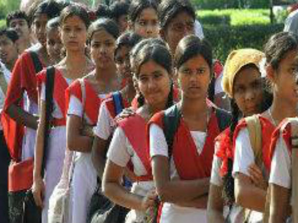 ఆంధ్రప్రదేశ్‌లో స్వాగతం పలుకుతున్న సమస్యలు 