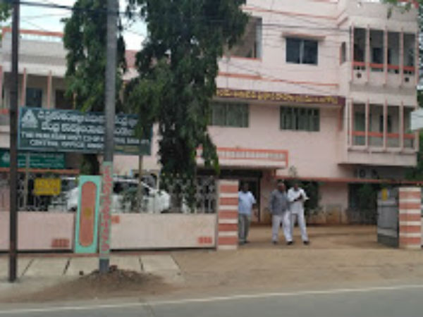 కఠినంగా శిక్షించాలి..